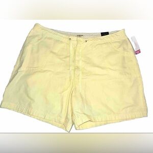 St. John’s Bay Yellow Luna‎ Shorts W/ Drawstring Button Zip Women’s Size 24
